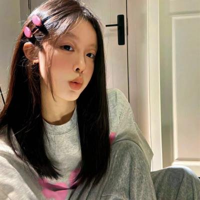 纸板屋女孩